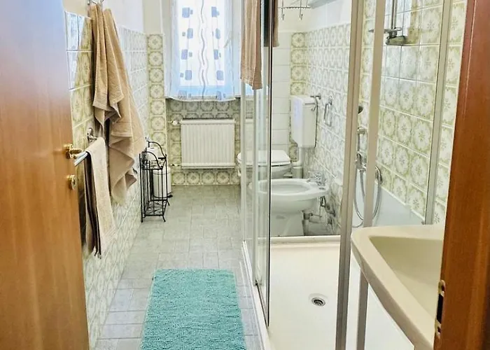Giulia2 - Palazzo Milano * Ντιάνο Μαρίνα